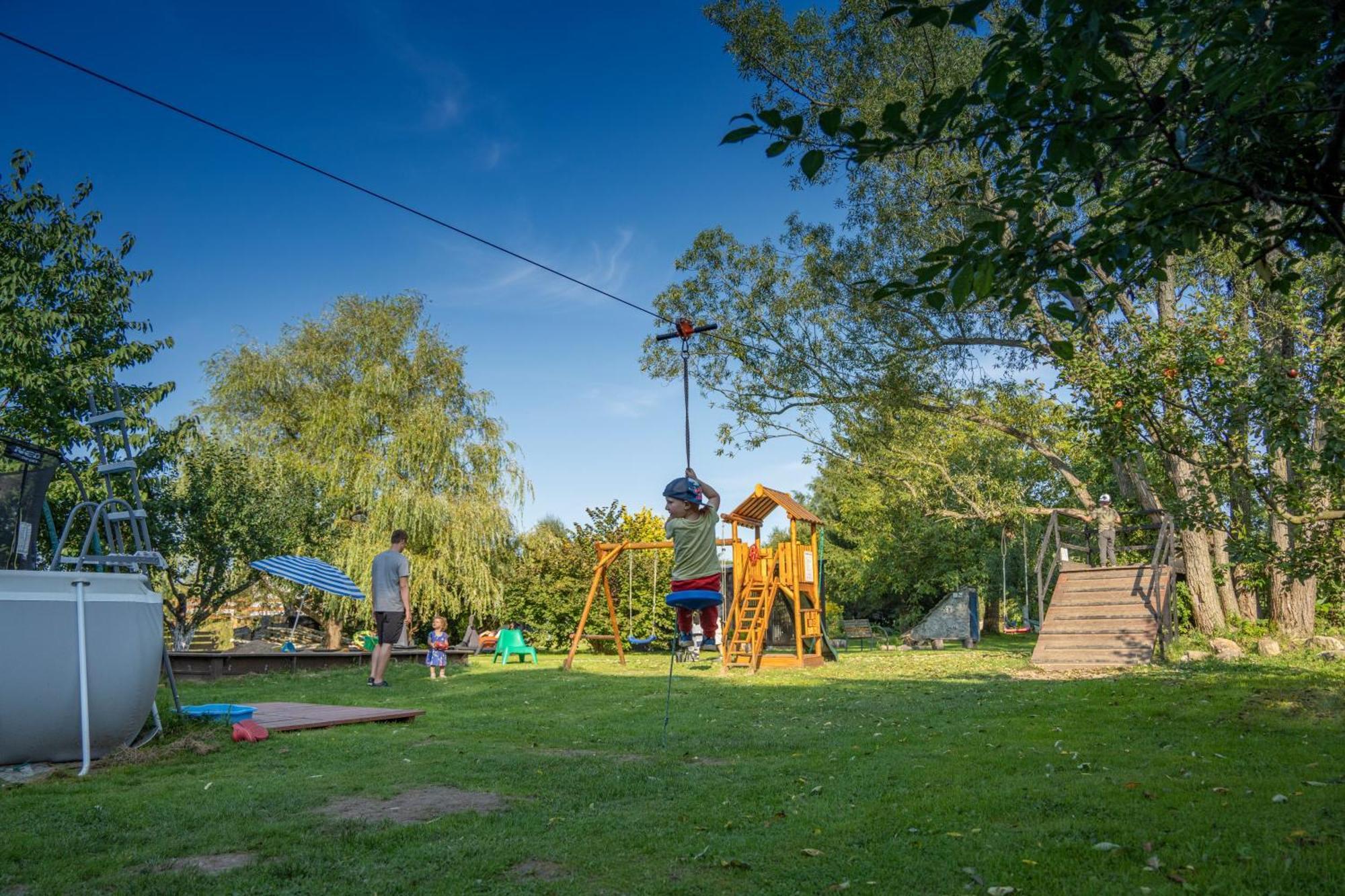 Bed and Breakfast Dom W Domu - Izera Glamping Gajowka  Esterno foto