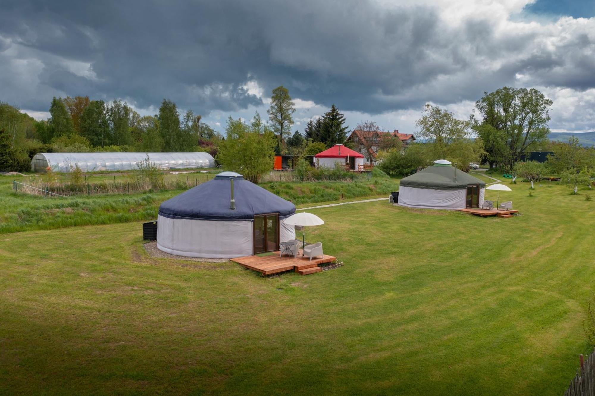 Bed and Breakfast Dom W Domu - Izera Glamping Gajowka  Esterno foto