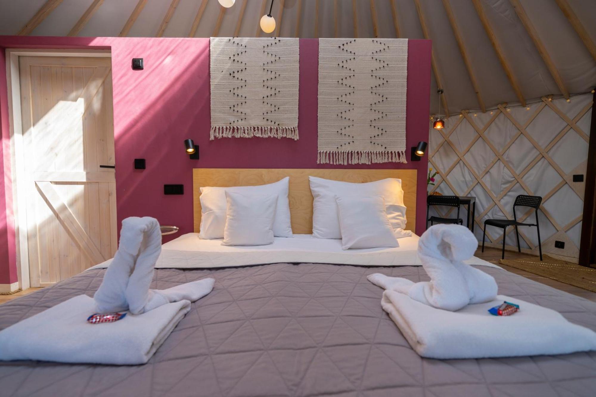 Bed and Breakfast Dom W Domu - Izera Glamping Gajowka  Esterno foto
