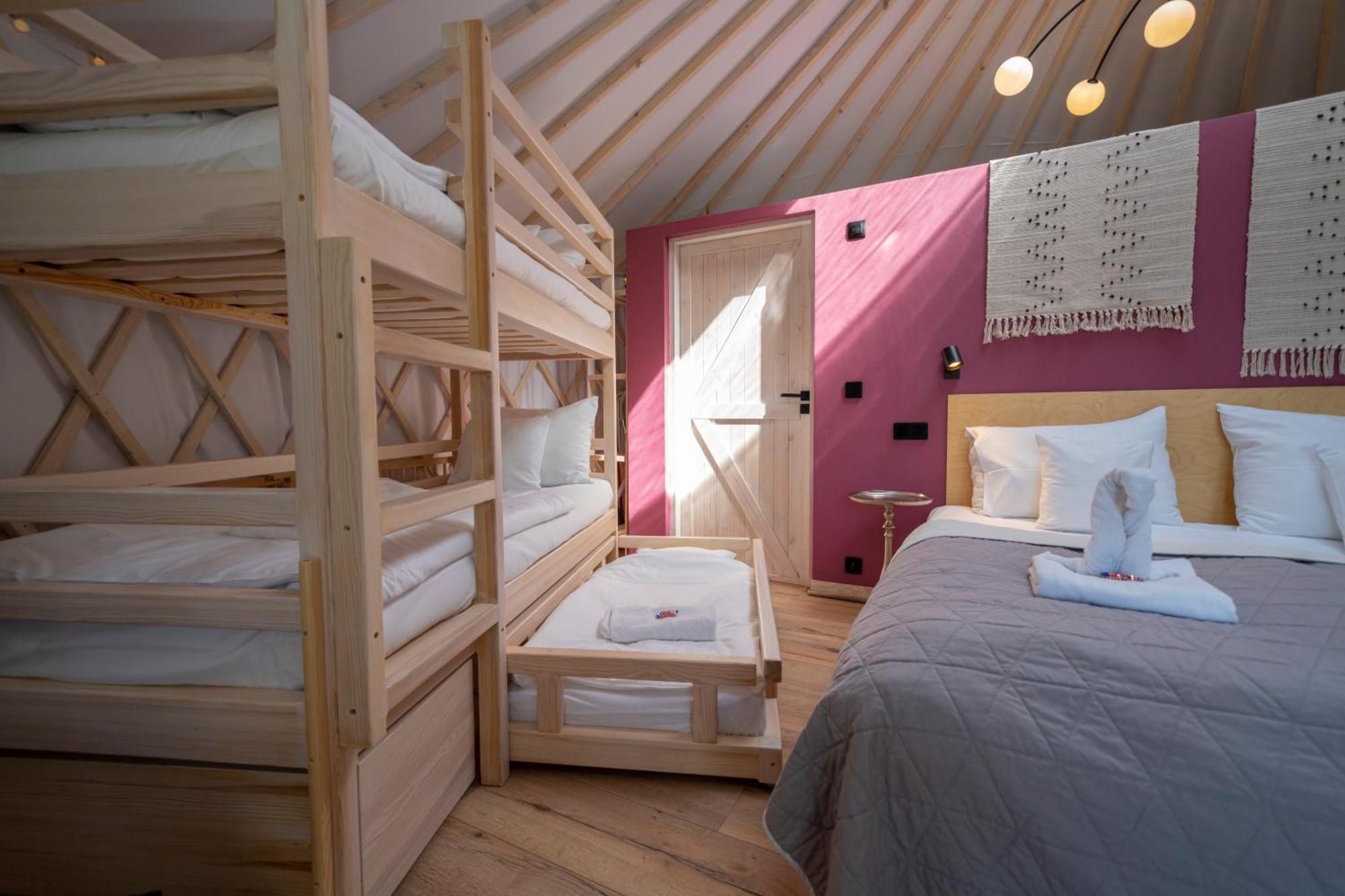 Bed and Breakfast Dom W Domu - Izera Glamping Gajowka  Camera foto