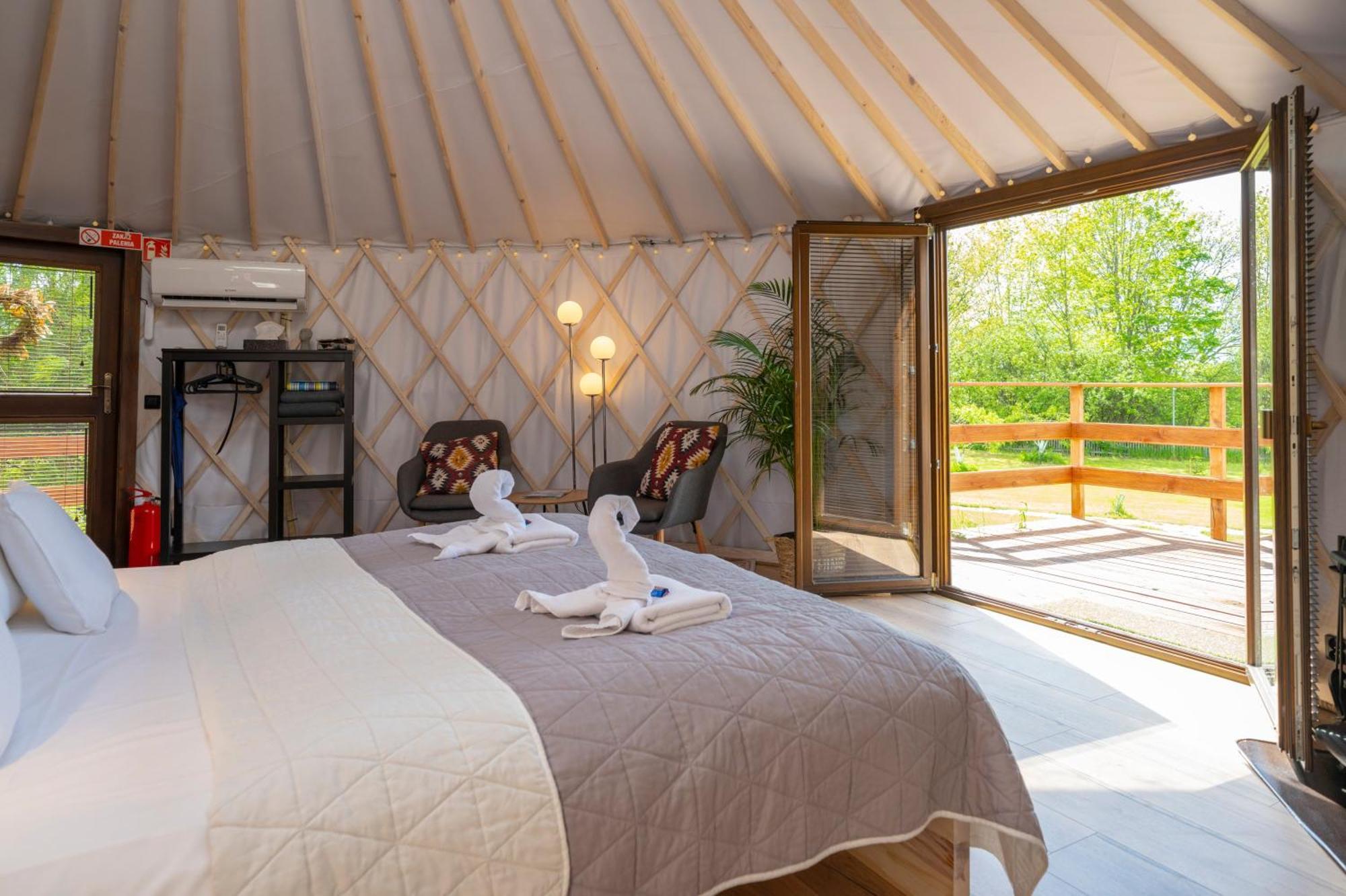 Bed and Breakfast Dom W Domu - Izera Glamping Gajowka  Camera foto